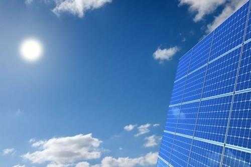 Era di risparmio energetico, cinque principali vantaggi delle luci solari