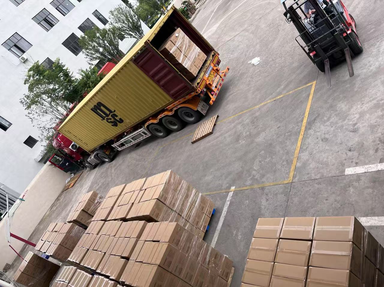 Landsign spedisce con successo lotti di merci