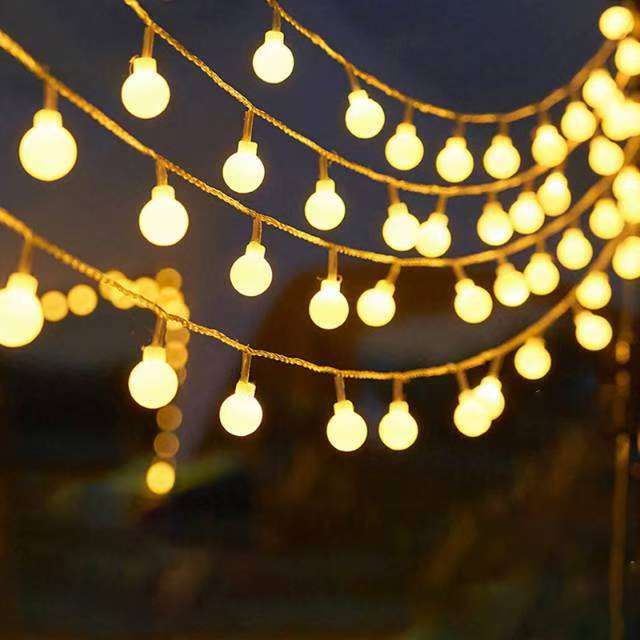 Come le luci a corda decorative solari possono trasformare il tuo spazio