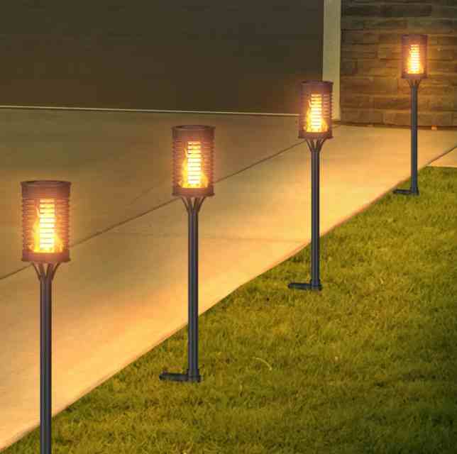 Luce solare da giardino per esterni con luce artificiale in rattan