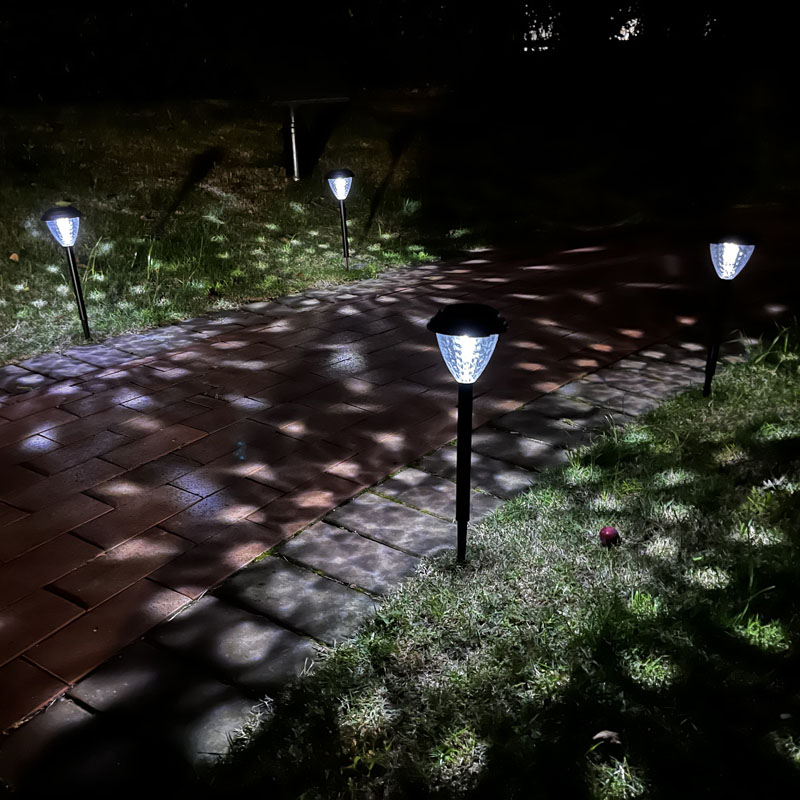 Luci da giardino per esterni ad energia solare